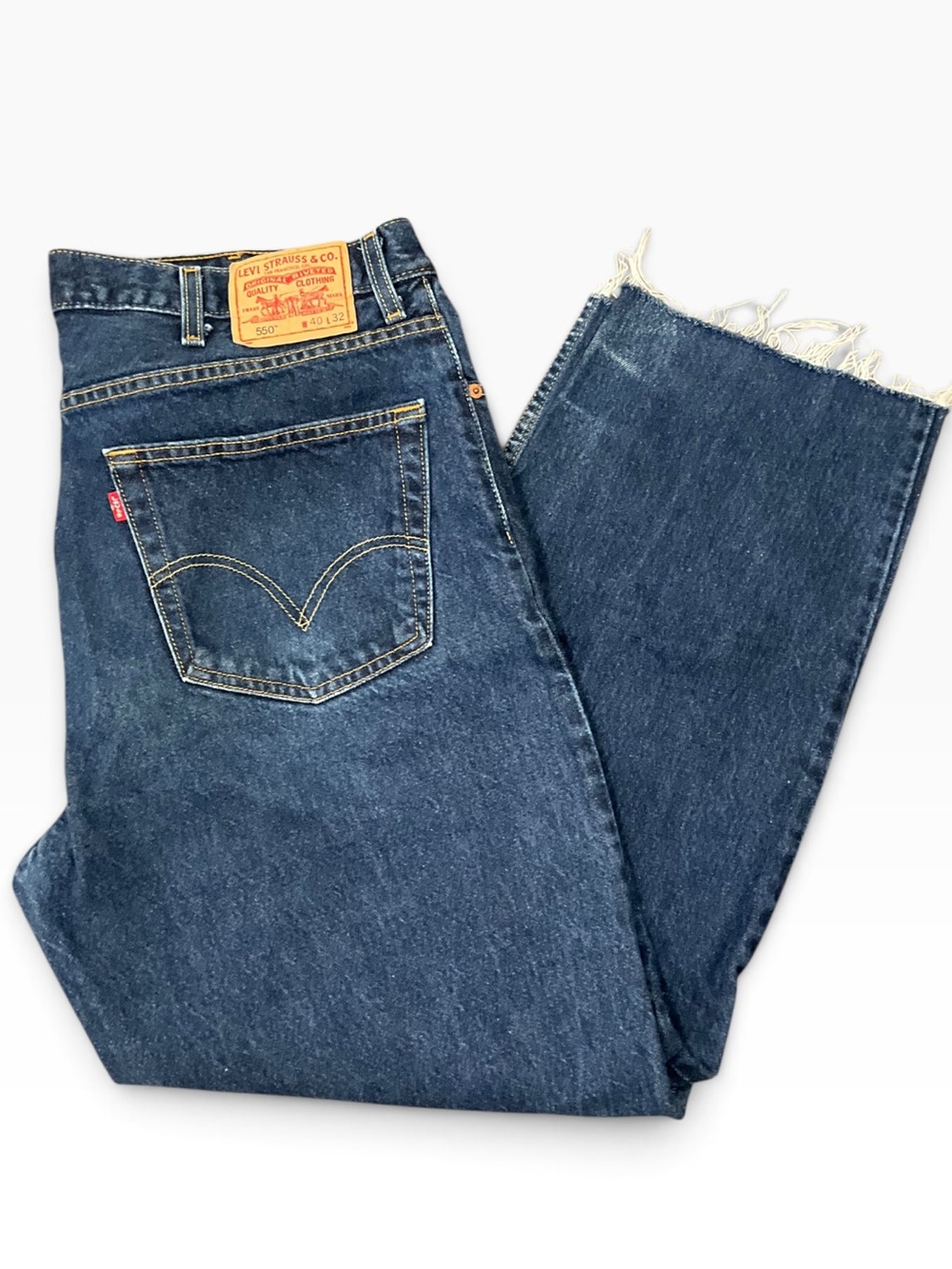 Levi's Men's 550 Relaxed Fit Straight Jeans Raw Hem Denim Sz 40 X 32 EUC